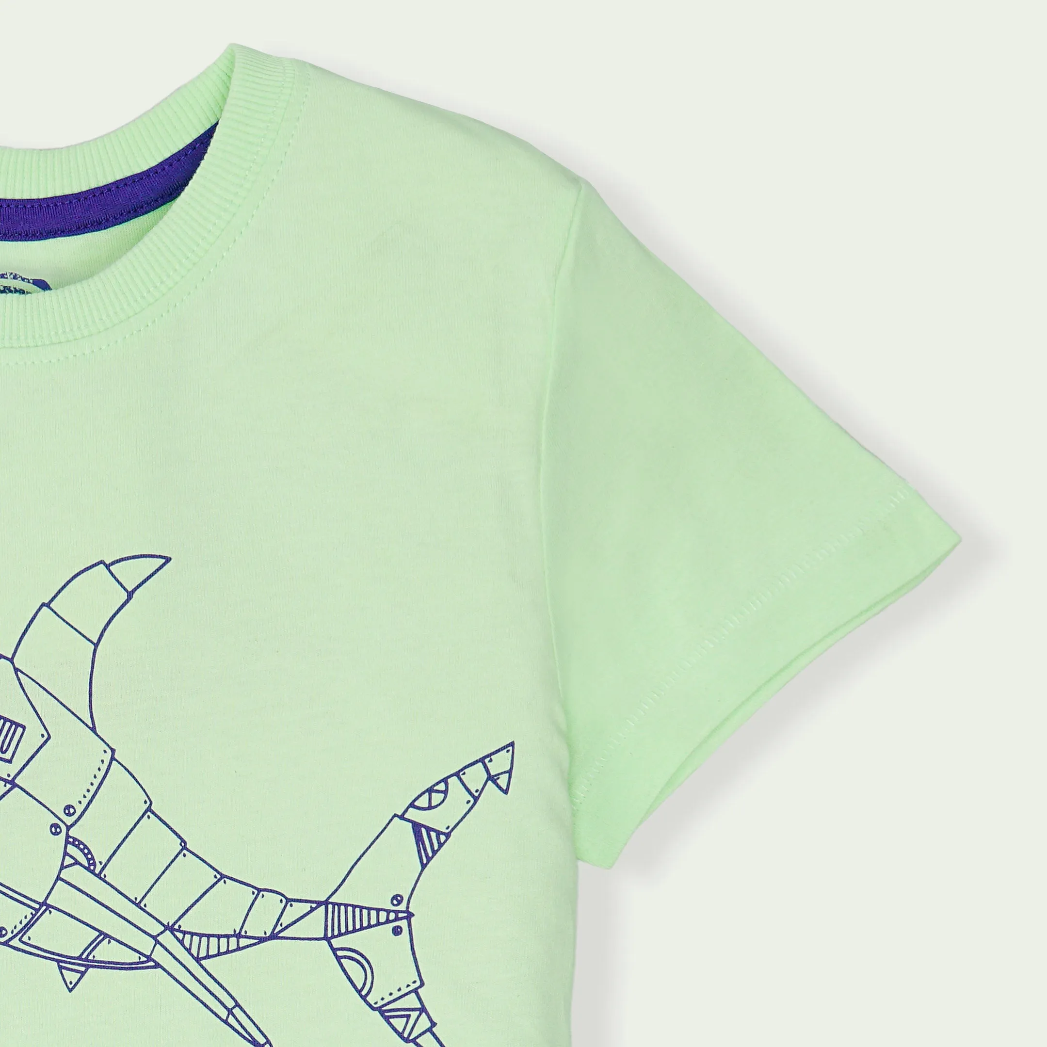 C1595 BZ Star War Soft Green T-Shirt