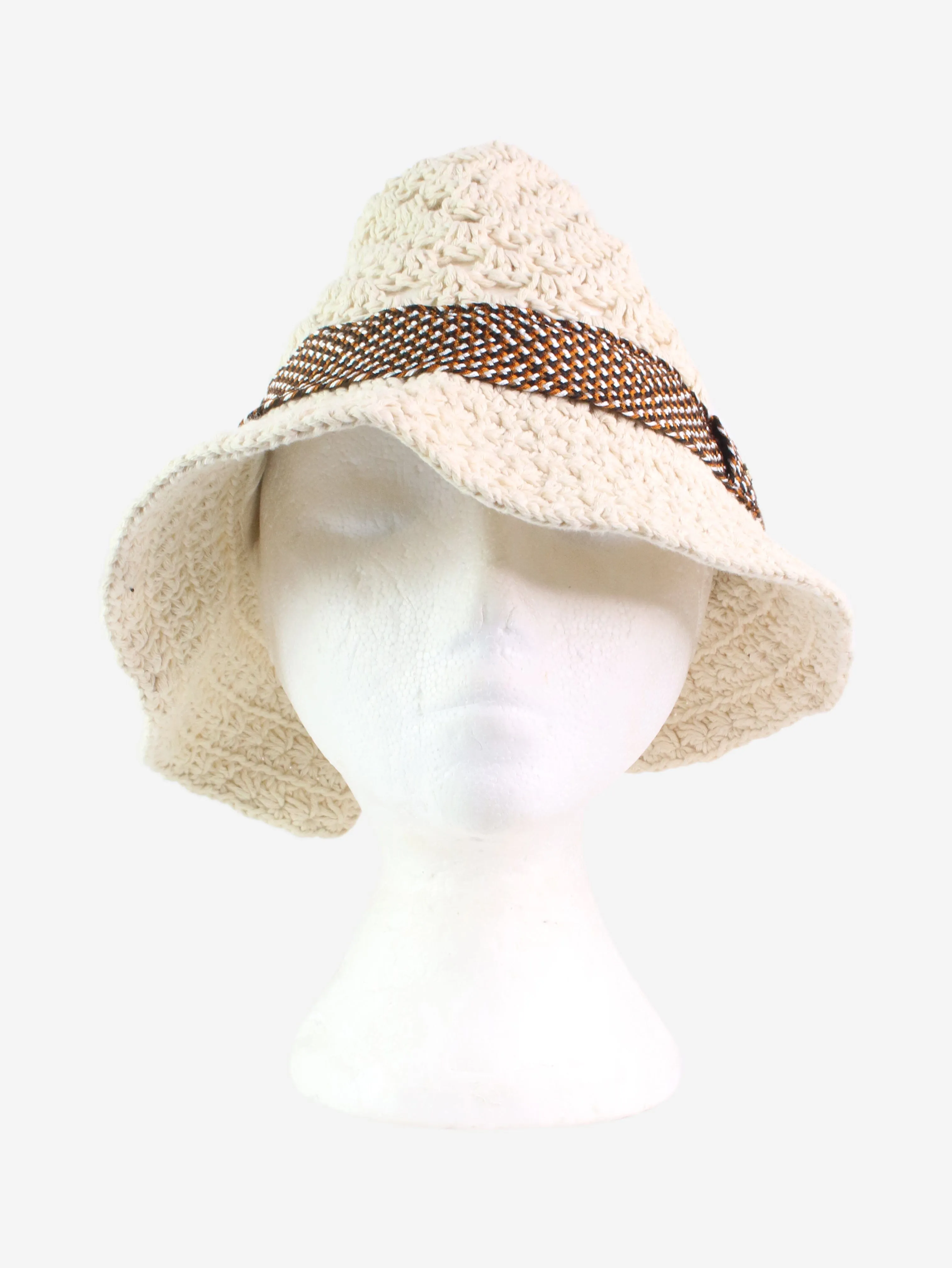 Neutral crochet bucket hat