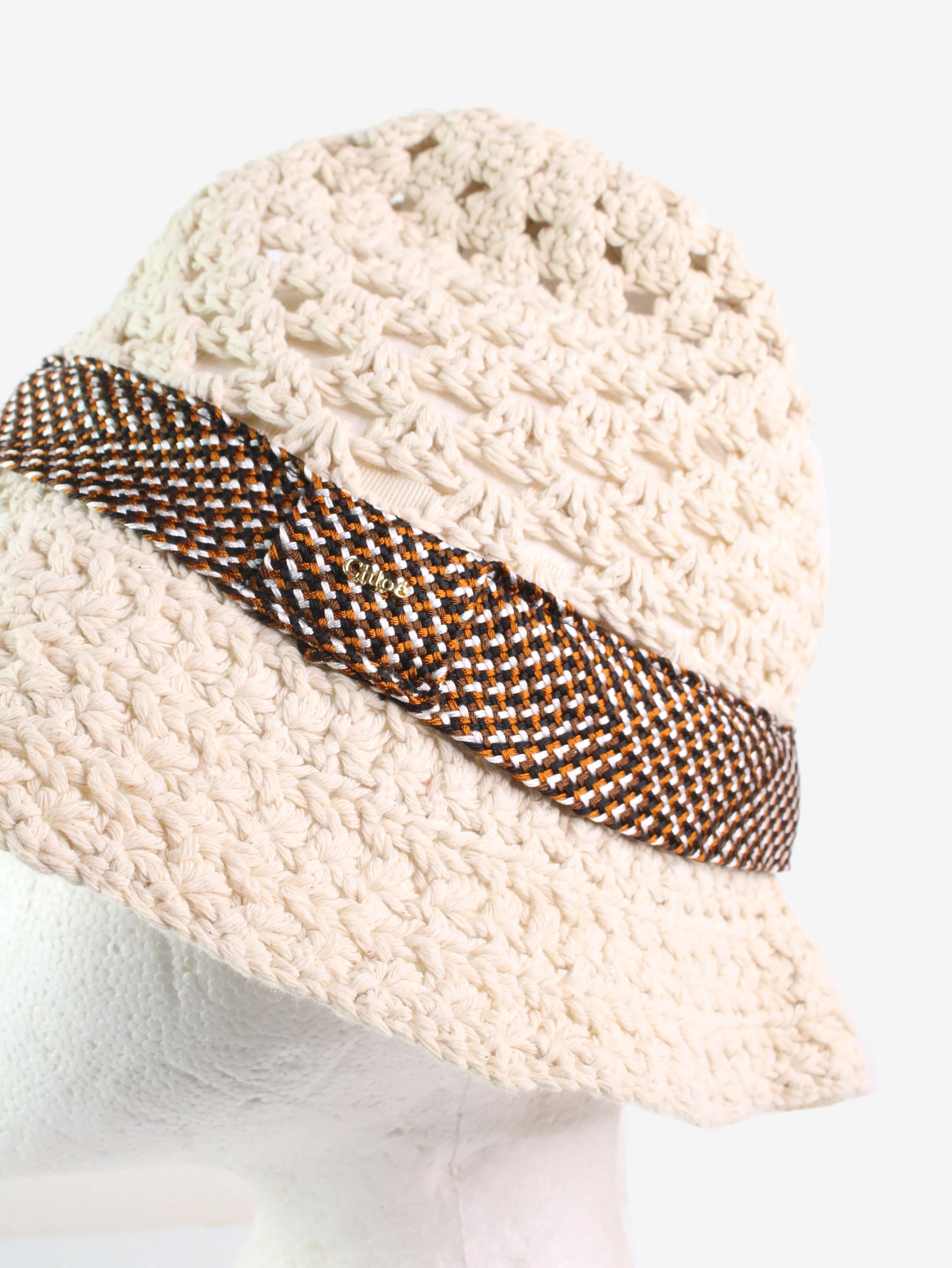 Neutral crochet bucket hat