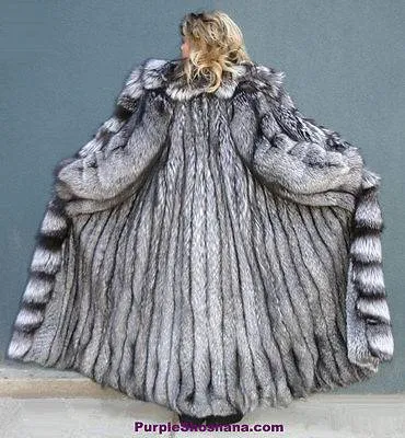 Sensational Solid Silver Fox Canadian Fur Coat 94 Sweep M/L