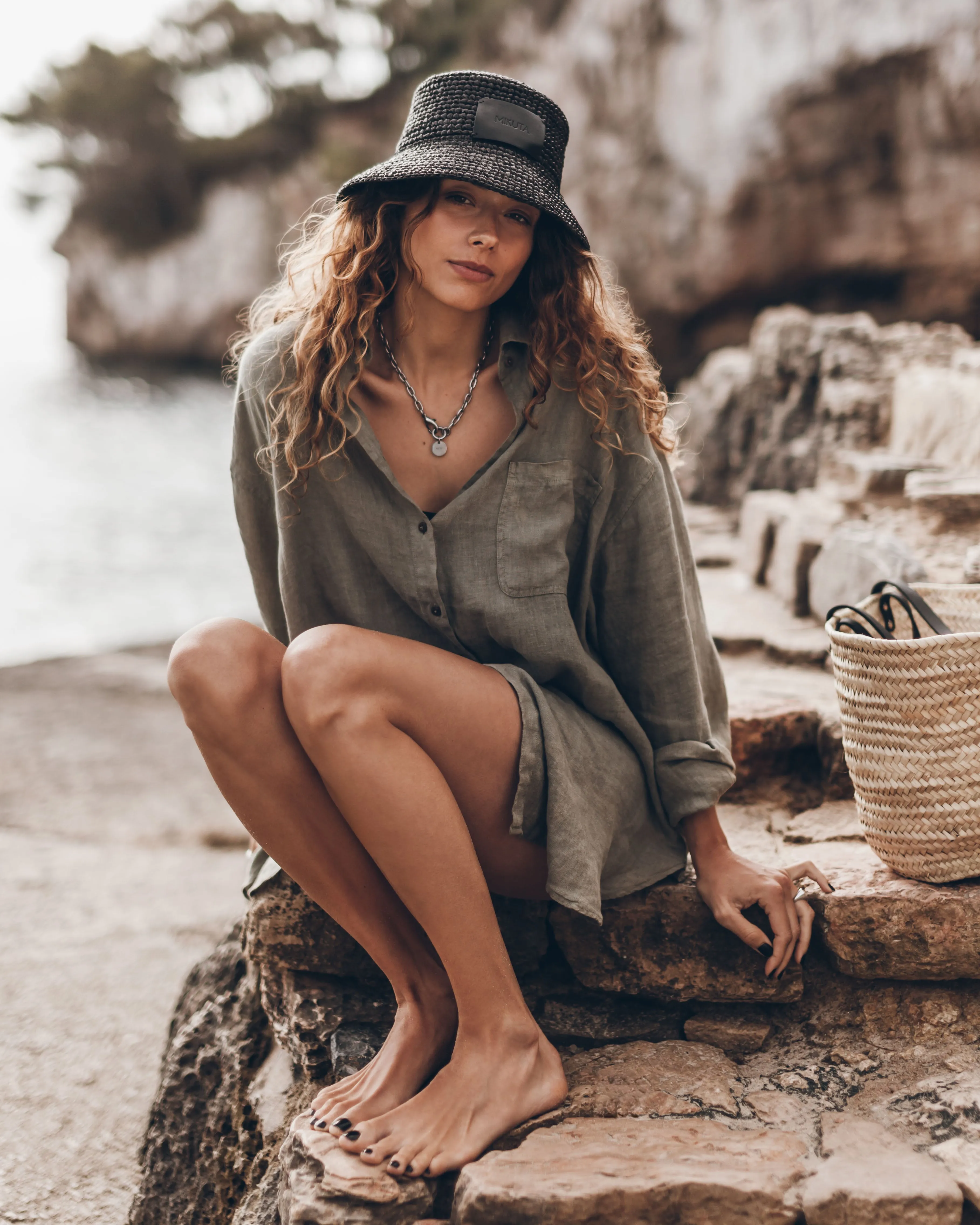 The Black Raffia Bucket Hat